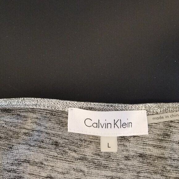 Calvin Klein Top Sleeveless Blouse Women's Sz L Stretch Liquid Gold Business - Picture 3 of 6